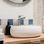 Cozy Black & White In Center With Free Garage By Renters Apartment Poznan