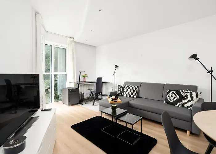 Cozy Black & White In Center With Free Garage By Renters Апартаменти Познань